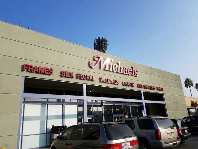 Valley Village Shopping Center