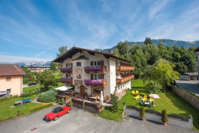 Hotel Garni Pension Entstrasser