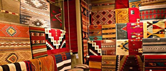 AZADI Navajo Rugs