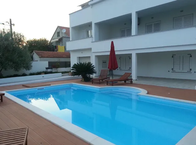 Apartments Villa Nodi