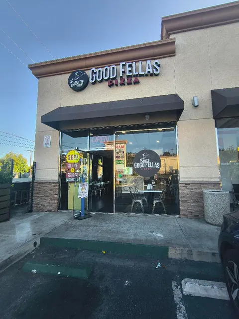 Good Fellas Pizza - Beverly Blvd
