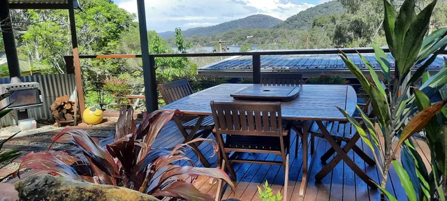 Seafarers' Landing Accommodation 103 Kalinda Road Bar Point NSW 2083