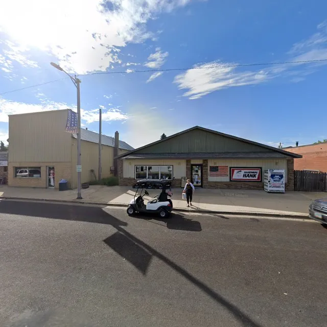 Towner Hardware Hank