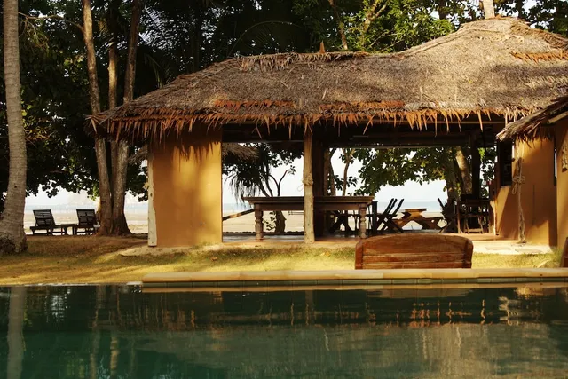 Melina's Beach Front Bungalow