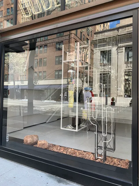 Golden Goose Madison Avenue