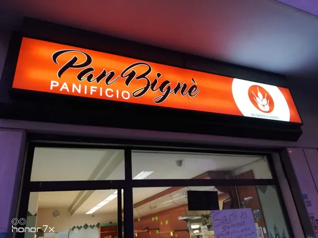 Pan Bignè Latina