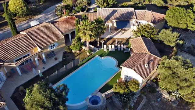 Lou Pic au Loup - Gîtes de charme