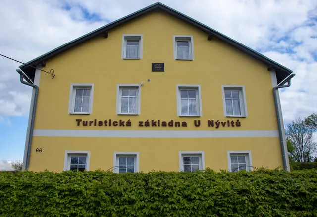 Turistická základna u Nývltů