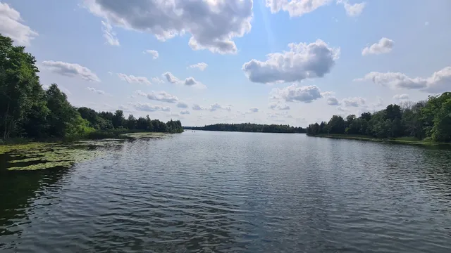 Island lake conservation entrance