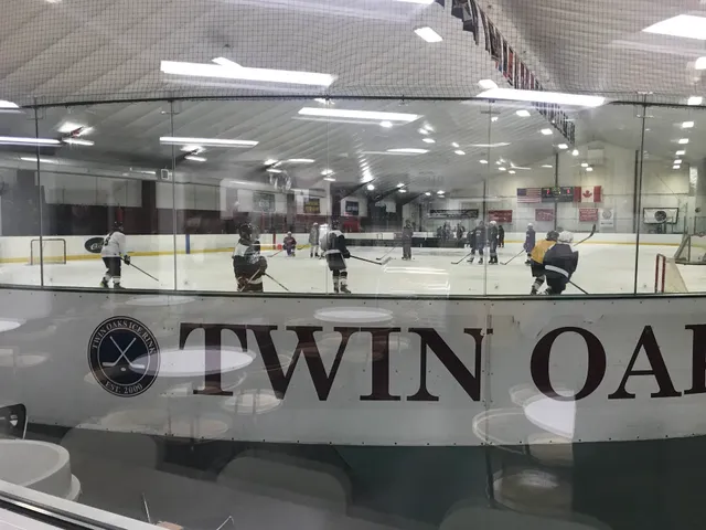 Twin Oaks Ice Rink LLC