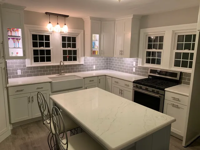 SCHWARTZ Custom Furniture