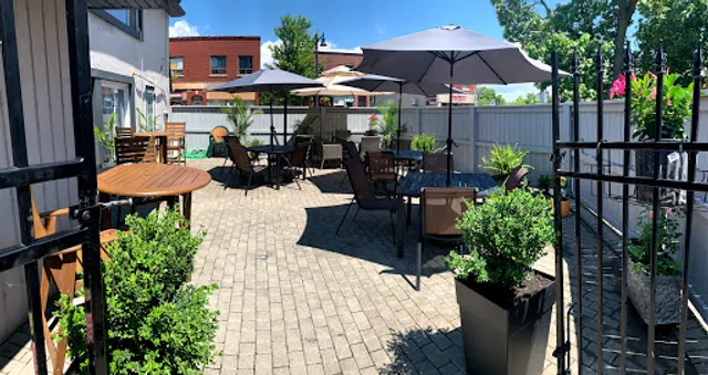 Lucky Thai Restaurant