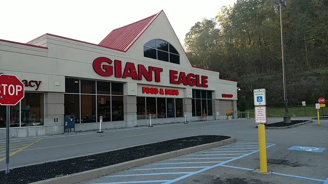 Giant Eagle Supermarket