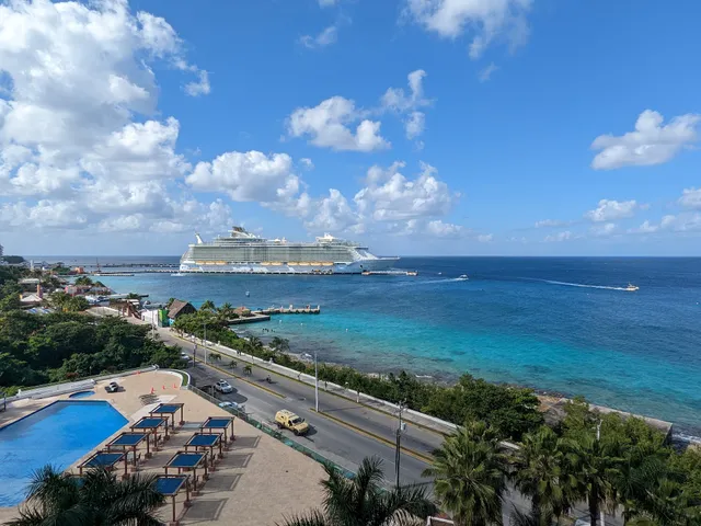 El Palmar Condominiums