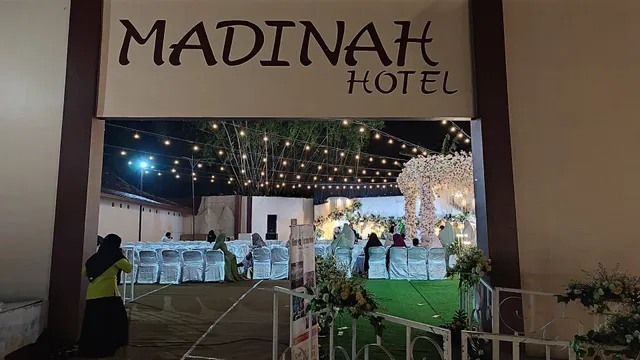 Hotel Madinah Syariah