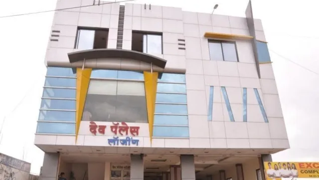 Hotel Dev Palace Lodging