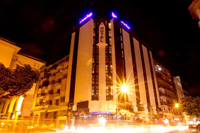 Hotel de Paris And Hotel Prince De Paris