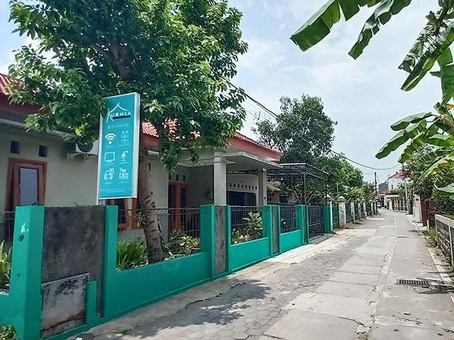 KURNIA HOMESTAY