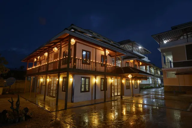 WEStay @ The Grand Nyaung Shwe Hotel, Inle Lake