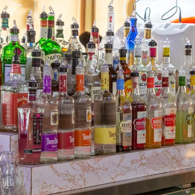 240 South Bar and Grill