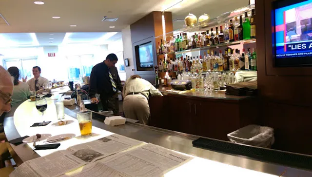 C2 Restaurant Bar Lounge