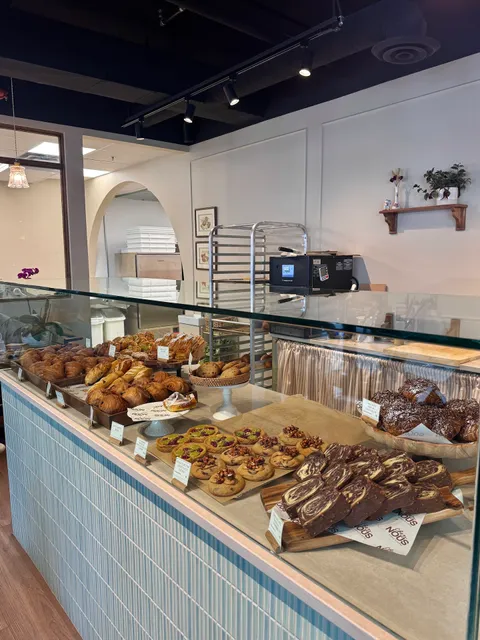 Chez nous Bakery & Coffee