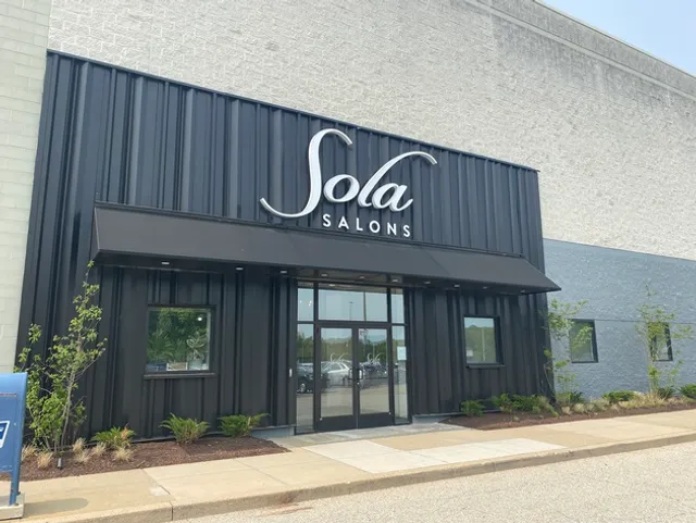 Sola Salon Studios