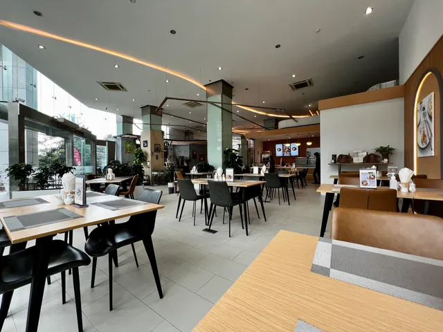 KIN BUN HOUSE - Mao Tse Toung