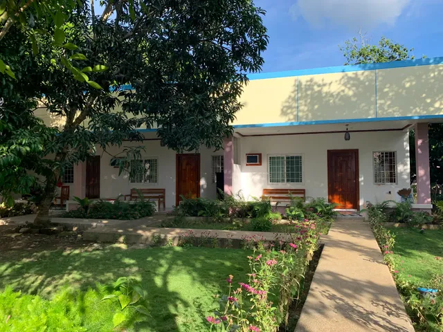 powers guesthouse /holiday vacations