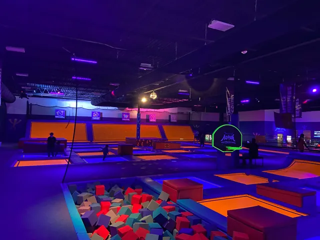Altitude Trampoline Park - Franklin