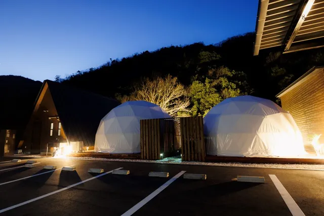 Riverside Glamping Kamiseno