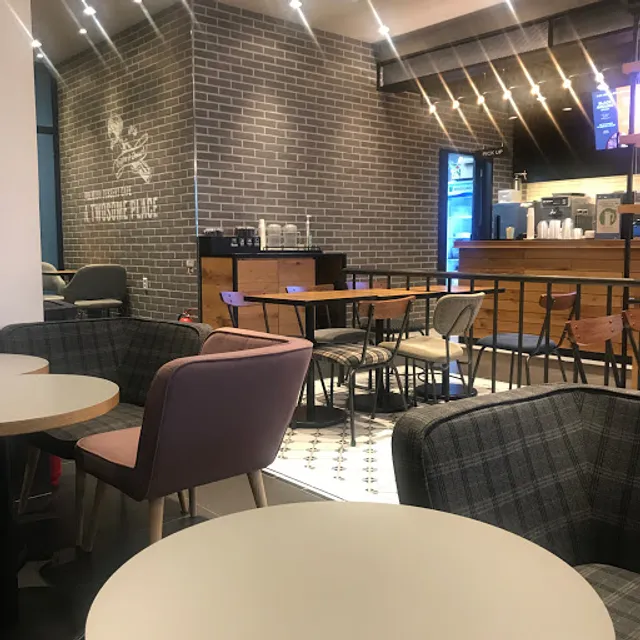 투썸플레이스 순천금당점