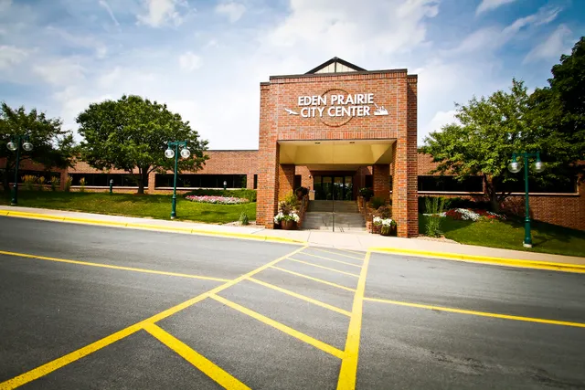 Eden Prairie City Center