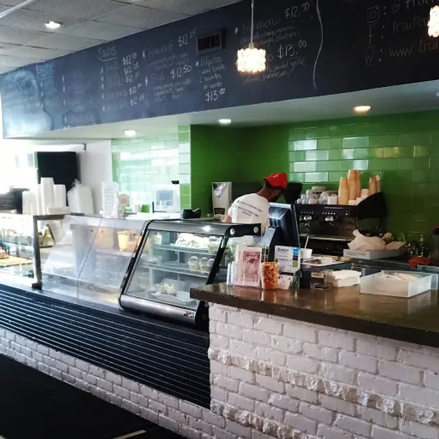 Semolina, traiteur et cafétéria urbaine