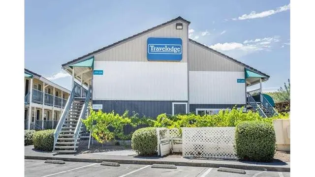 Travelodge by Wyndham Fairfield/Napa Valley