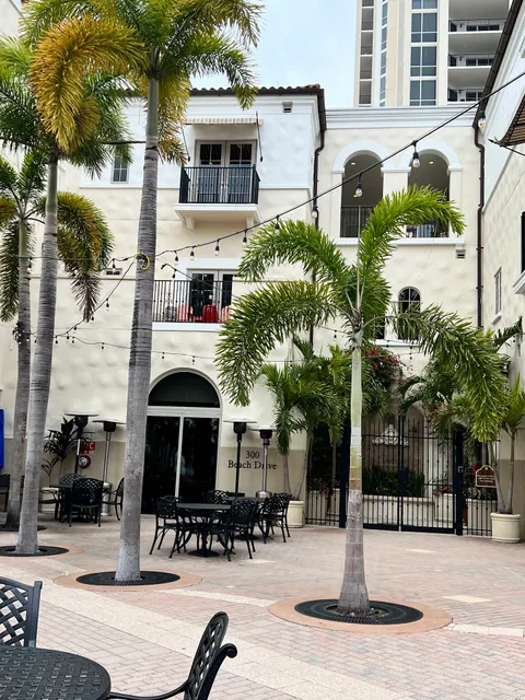 SHAPIRO'S Gallery - Downtown St. Petersburg