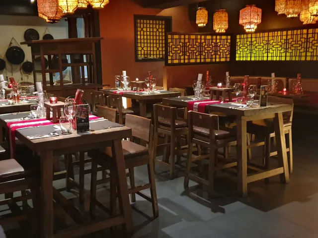 Cho Gao Restaurant & Lounge