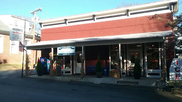 Round Hill Local Grocery