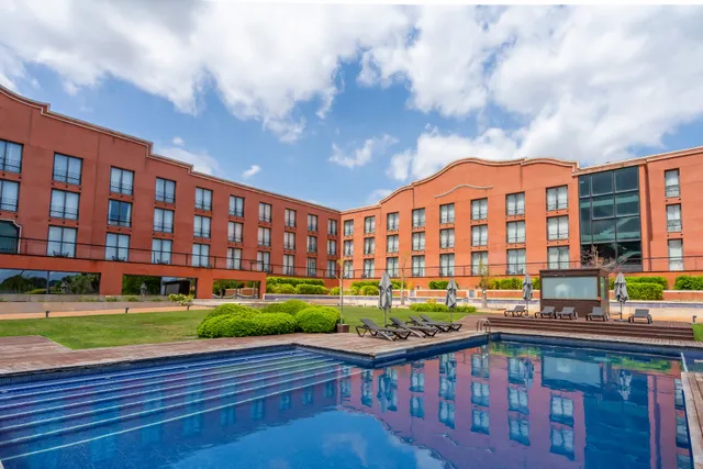 Hotel Barcelona Golf Resort 4*Sup