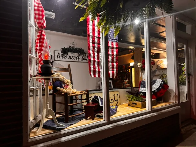 JoJo's Flower & Gift Shop