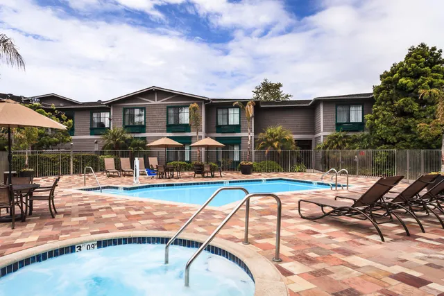 Holiday Inn Express & Suites Carpinteria by IHG
