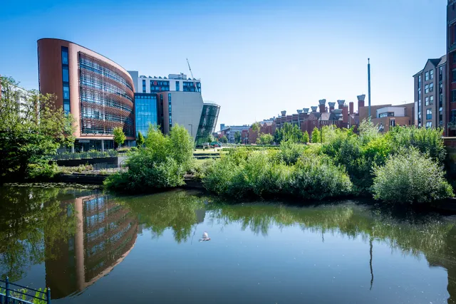 De Montfort University International College (DMUIC)