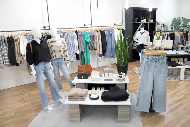 Gallery 512 Boutique