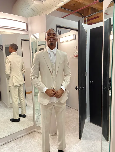 Bridal Knight / Suit Castle