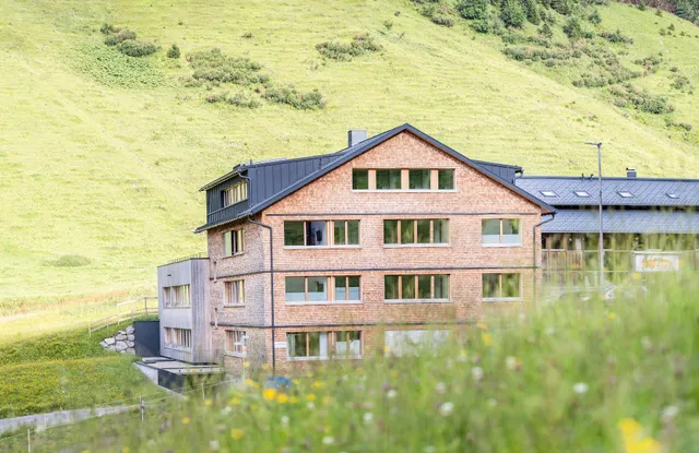 Berg Aparts Faschina