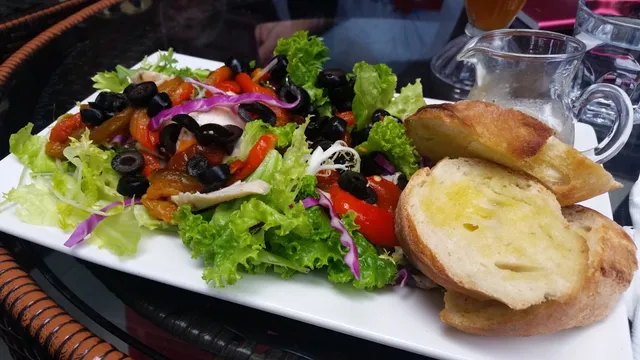 Paradise Jiao Western-Style Cake Coffee