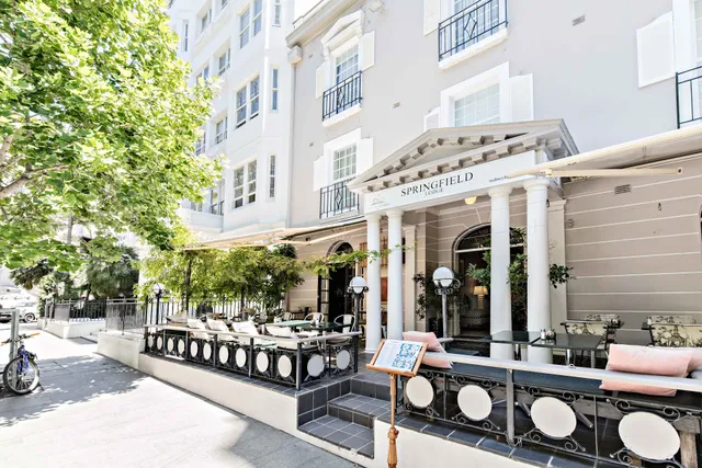 No9 Springfield Potts Point