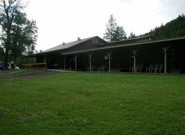 7 R Guest Ranch - Motel and RV Park