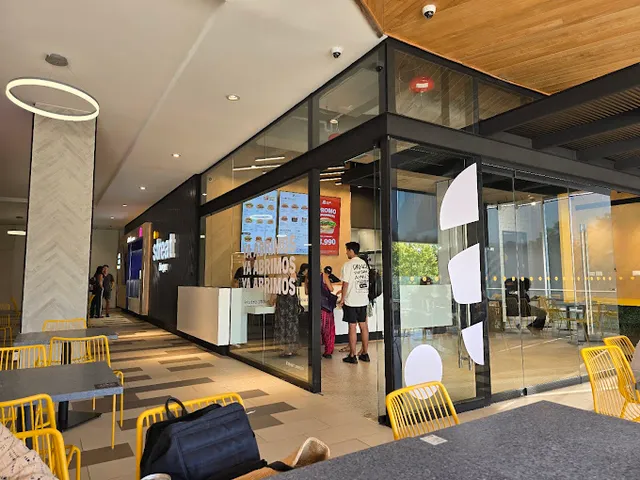 Streat Burger | Paseo Los Dominicos