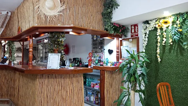 FRENCH VIBES RESTAURANT